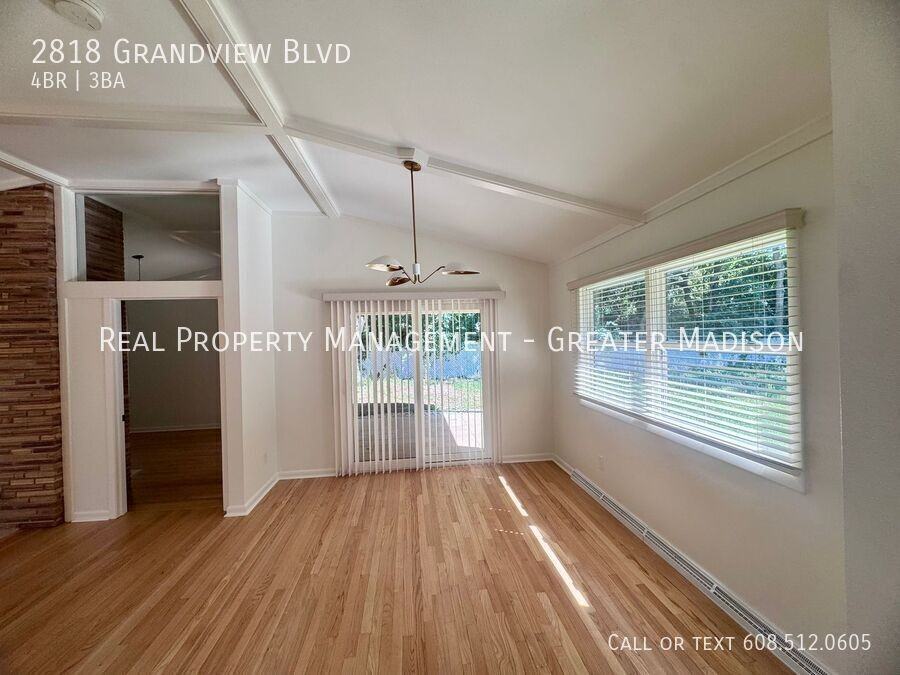 2818 Grandview Blvd - Photo 5 of 24
