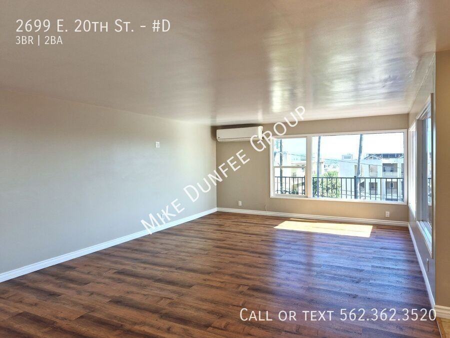 2699 E 20th St #D - Photo 5 of 24
