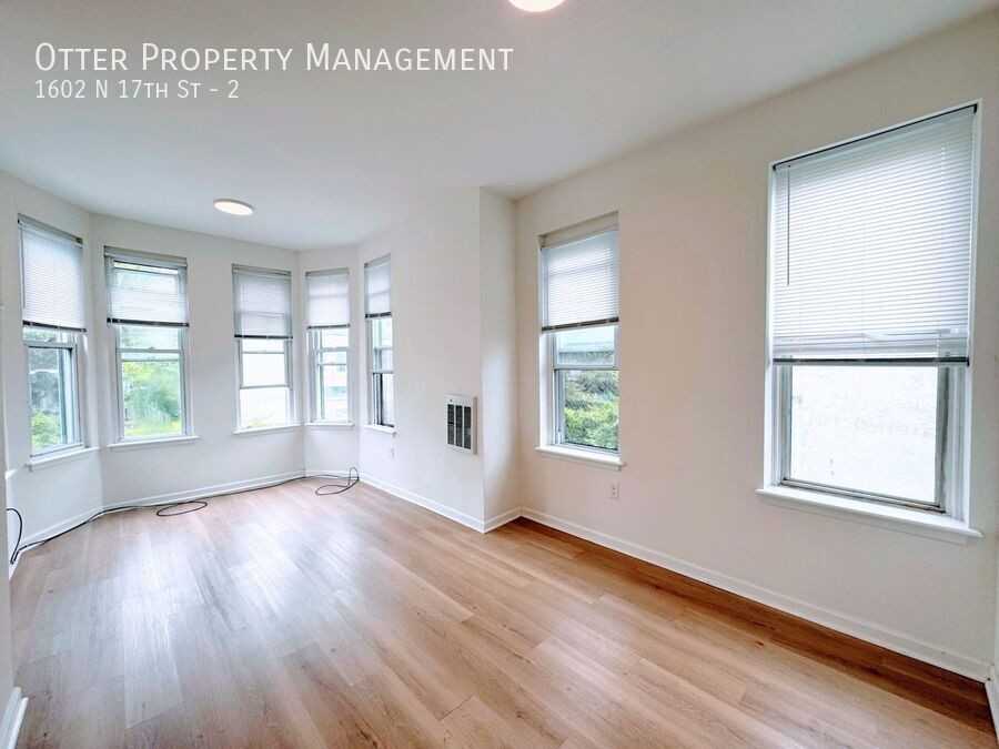 1602 N 17th St #2 - Photo 6 of 15