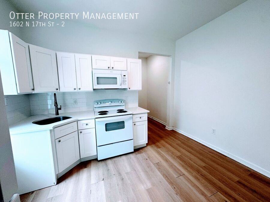 1602 N 17th St #2 - Photo 7 of 15