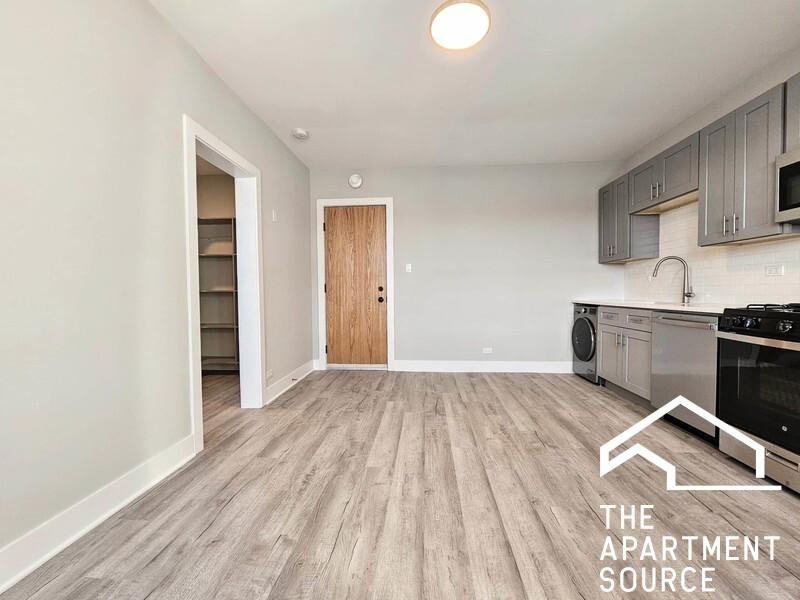 373 Hazel Ave #D7 - Photo 4 of 10