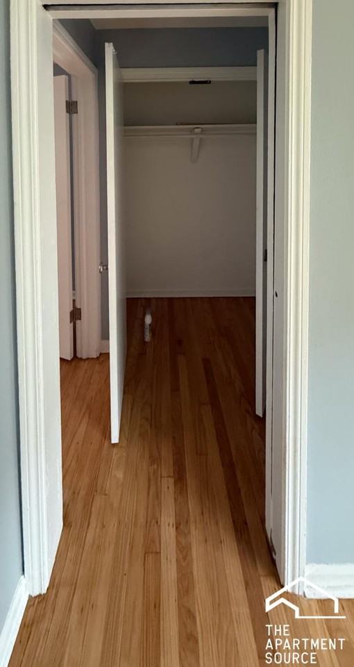 6727 N California Ave #1W - Photo 5 of 16
