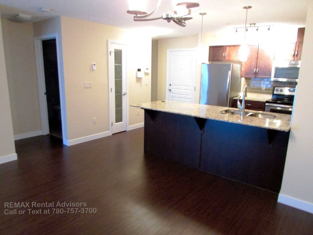 2045 Grantham Crt Nw - Photo 4 of 9