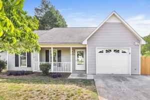 featured image of 3809 Palmira Trl