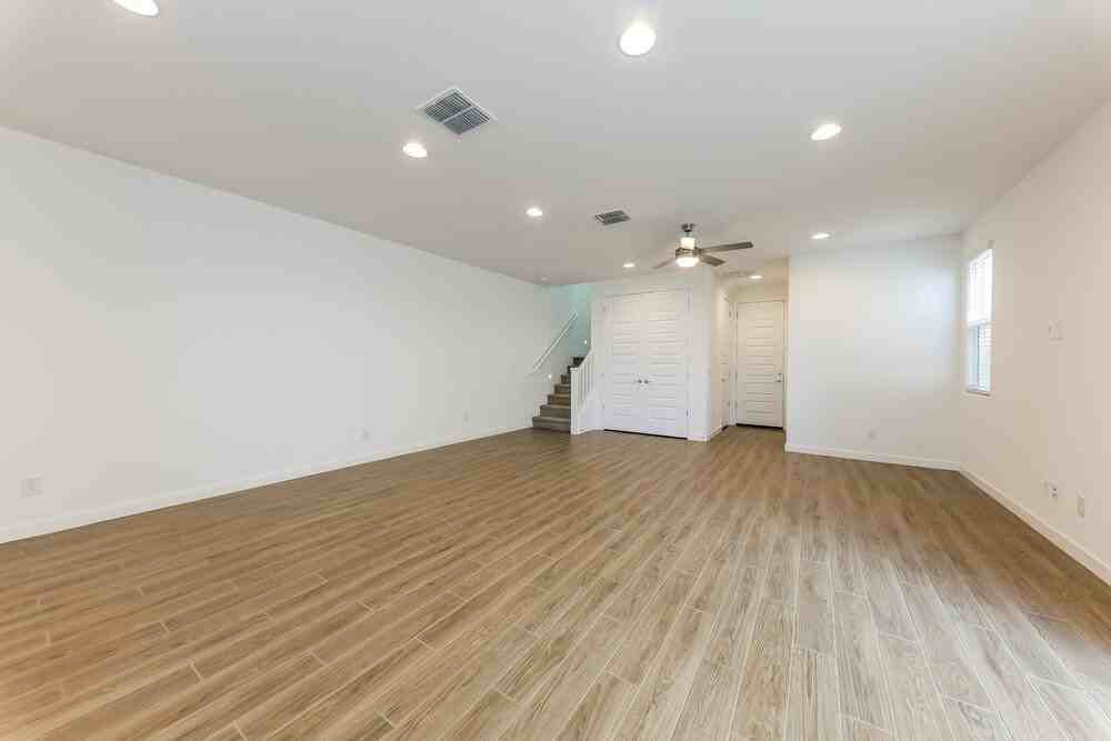 24627 N 164th Dr - Photo 6 of 20