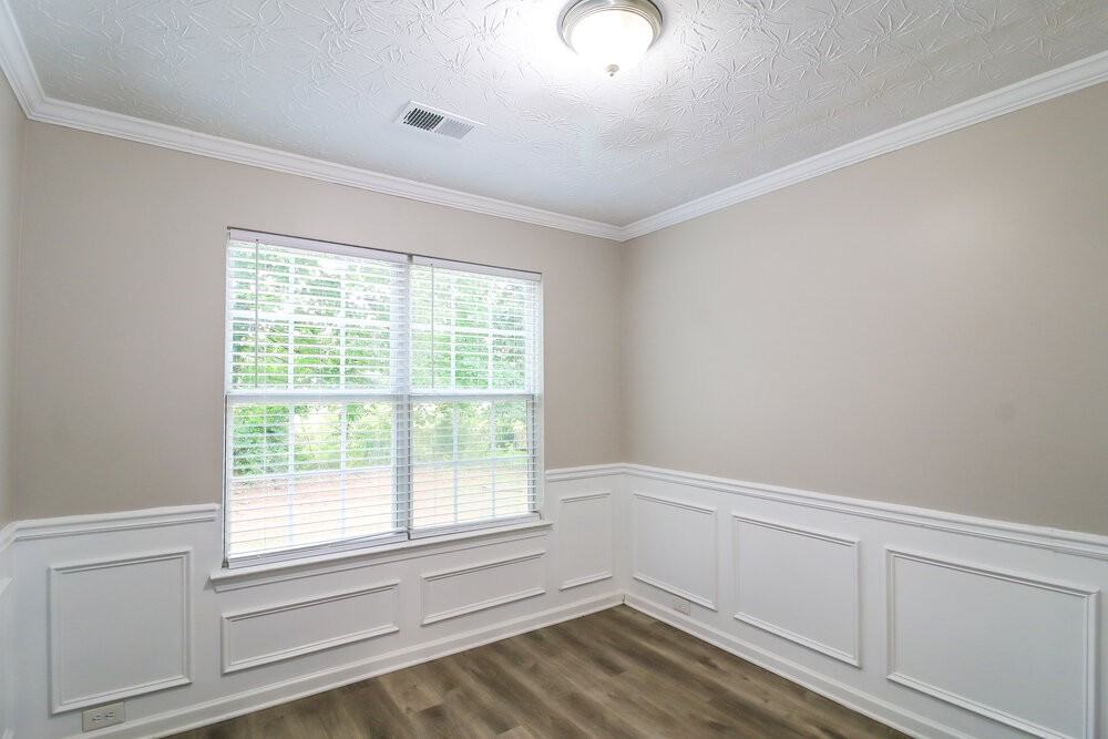 7423 Garnet Dr - Photo 7 of 17
