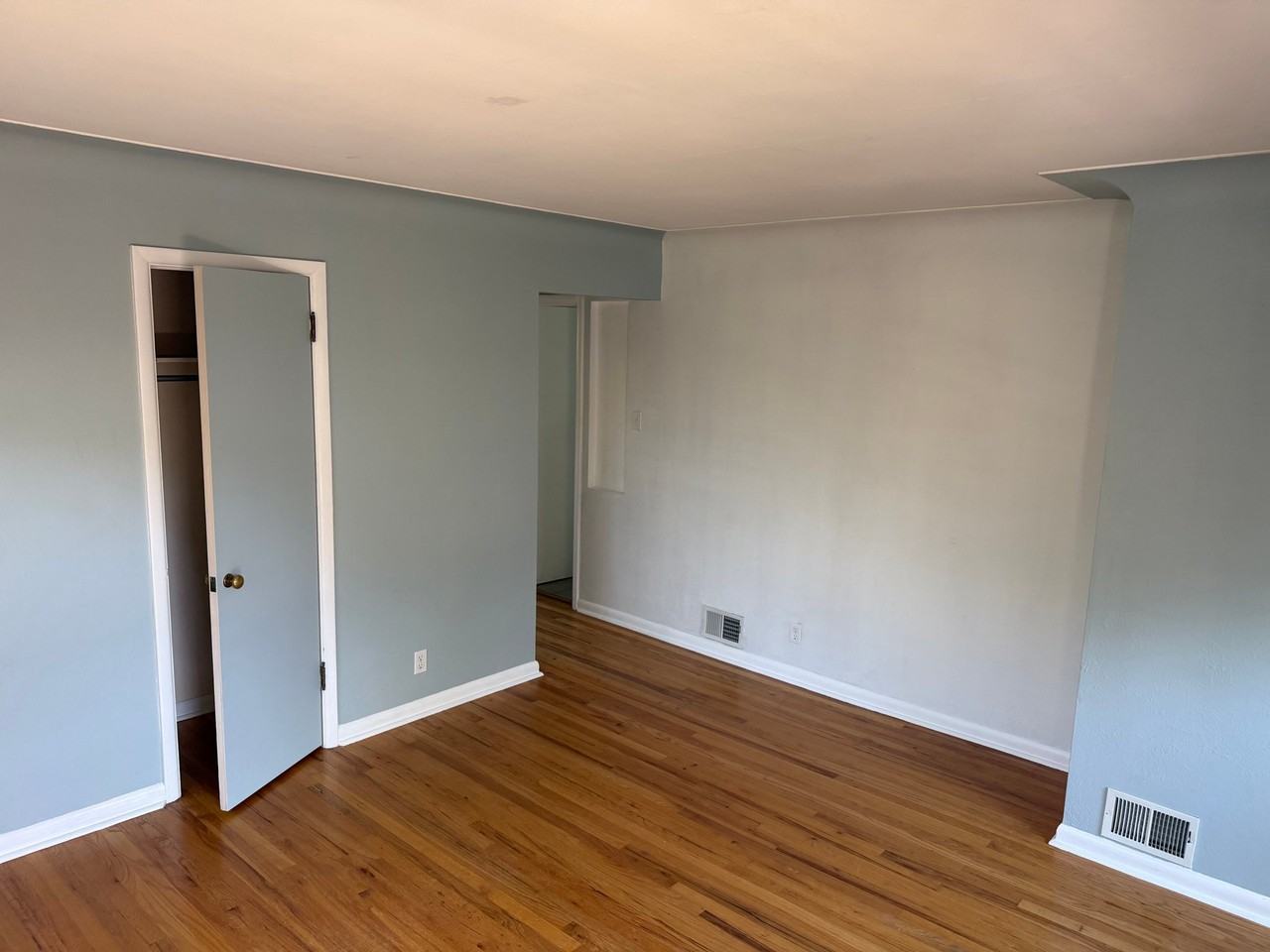 720 Poplar St - Photo 2 of 34