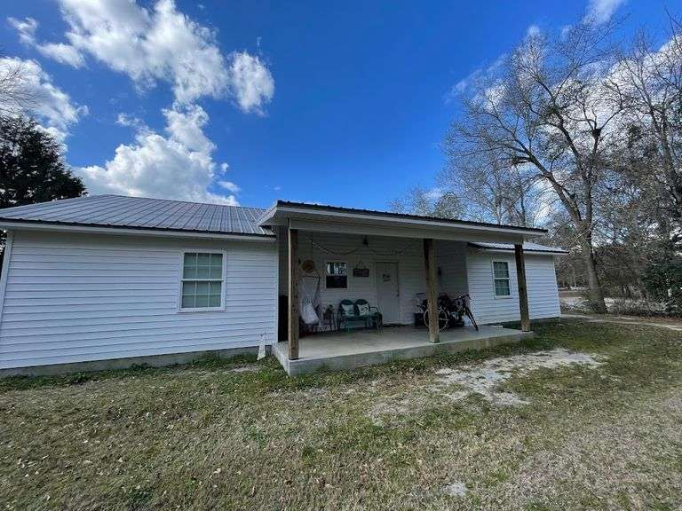 114 Atkinson Dr - Photo 6 of 47