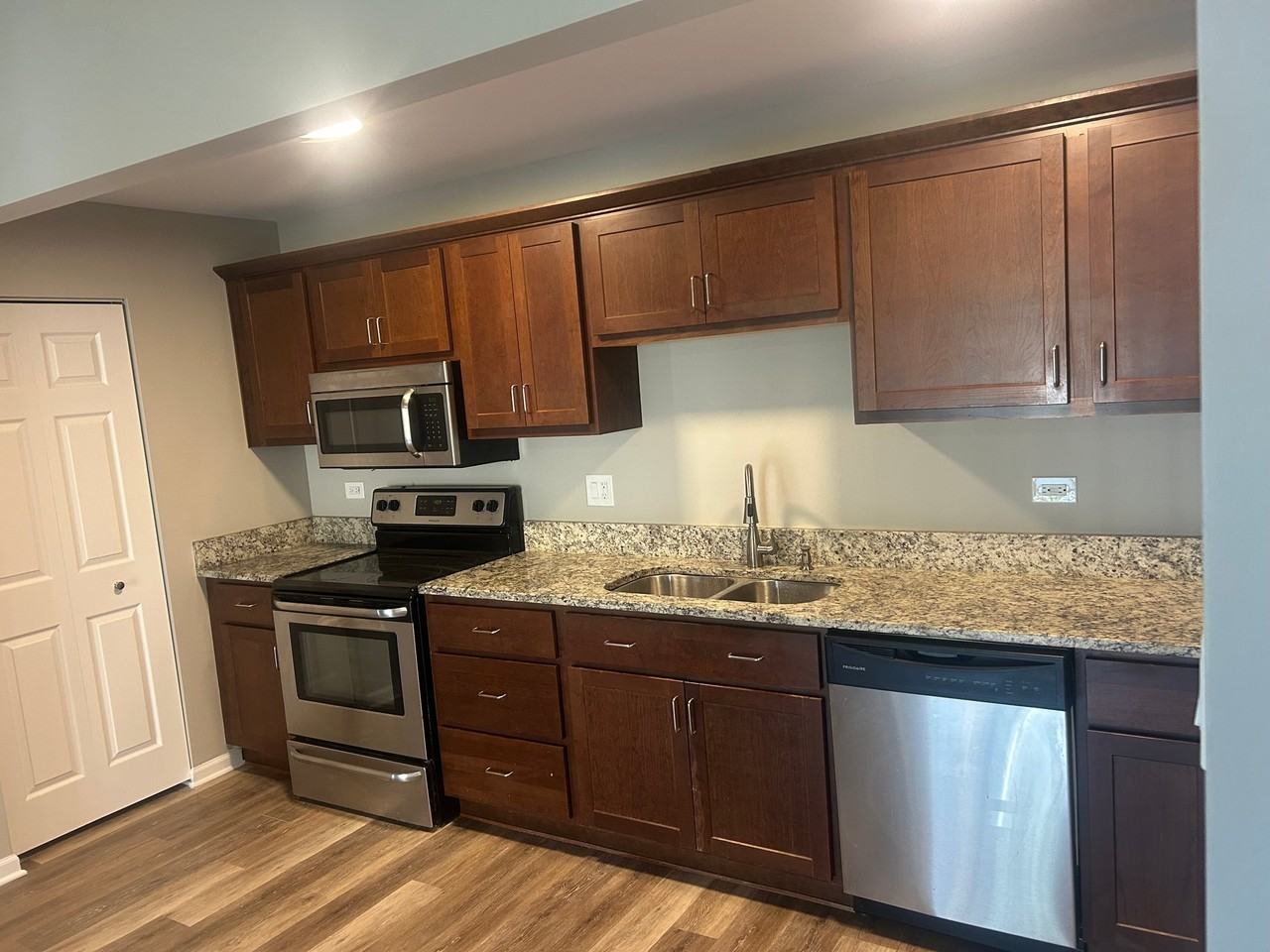 1961 N Hicks Rd #212 - Photo 7 of 20