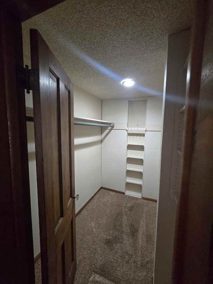 410 S 4th St - Photo 6 of 10