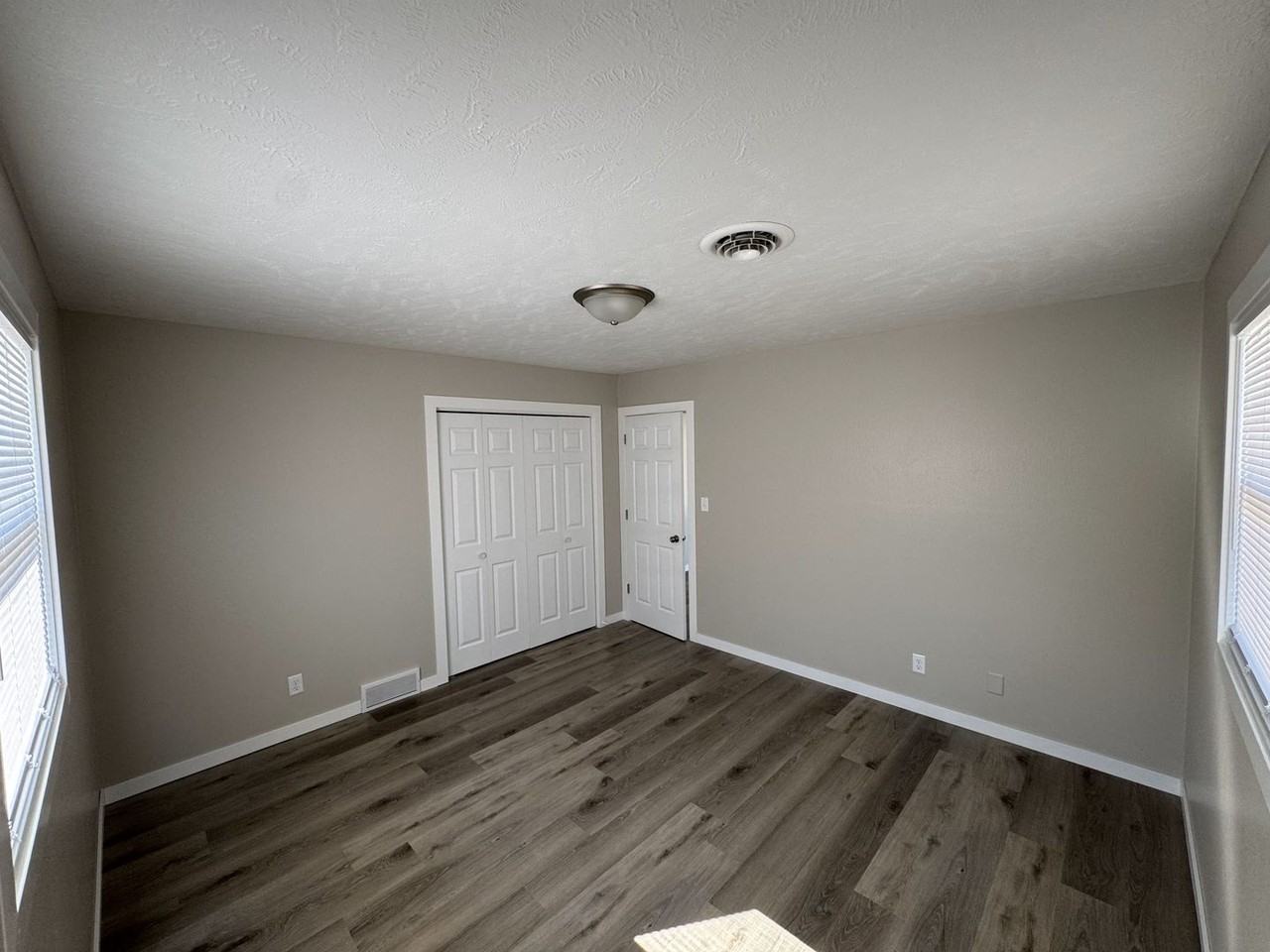 510 S 1st St #2 - Photo 5 of 9