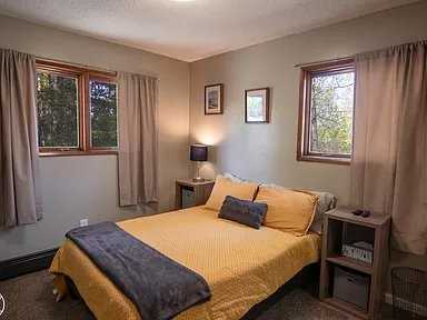 1835 Northwestern Ave - Photo 6 of 10