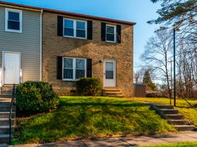 248 Surrey Ct - Photo 1 of 1