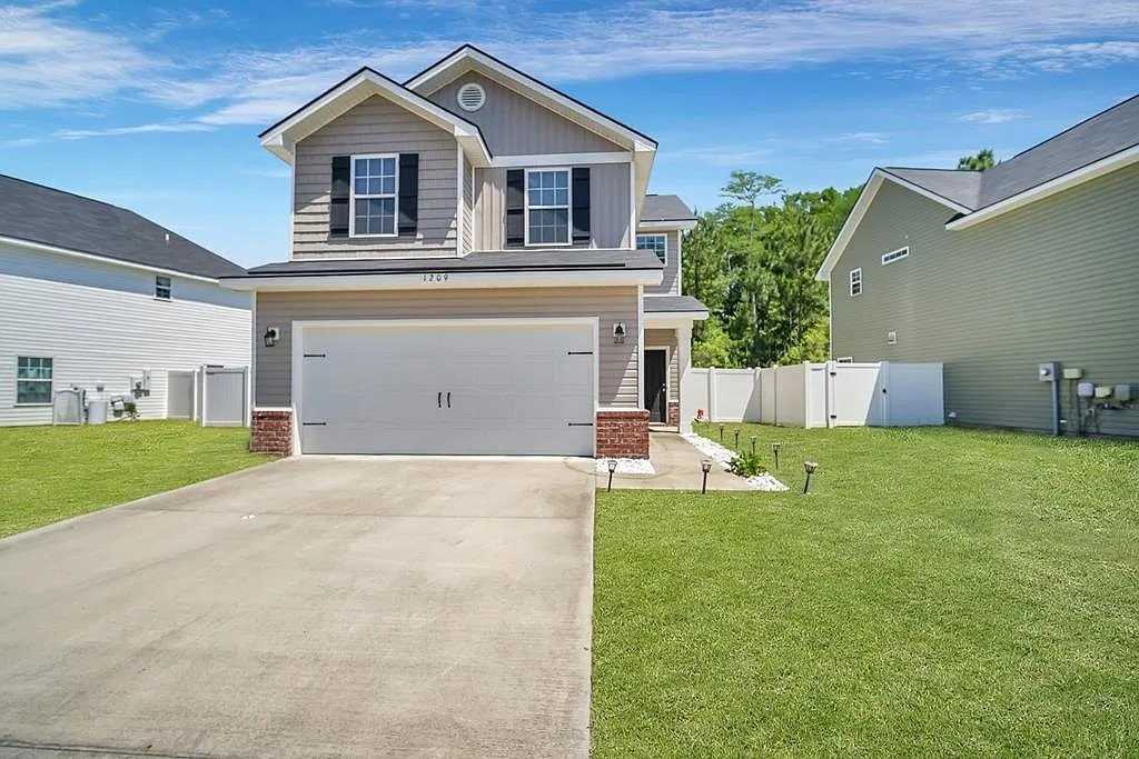 1209 Cypress Fall Cir