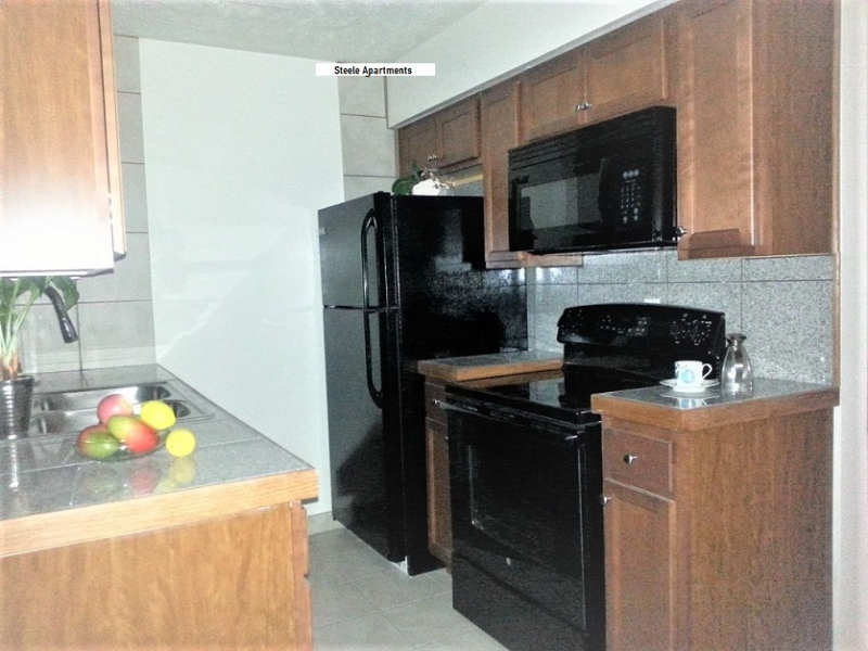 807 N 45th St #2 - Photo 3 of 20