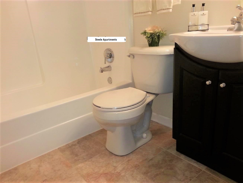 807 N 45th St #2 - Photo 7 of 20