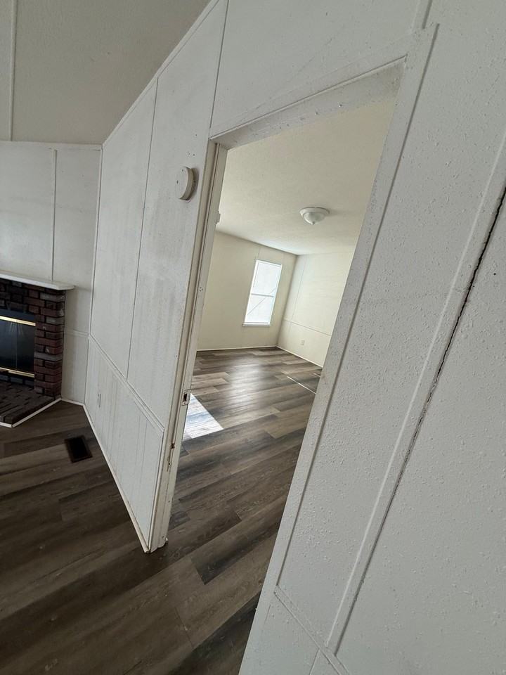 2168 Lee Rd - Photo 7 of 12