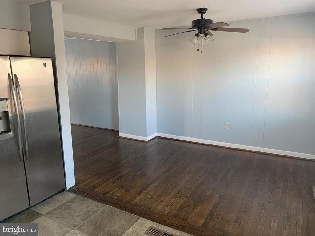 706 Seawall Rd - Photo 6 of 16