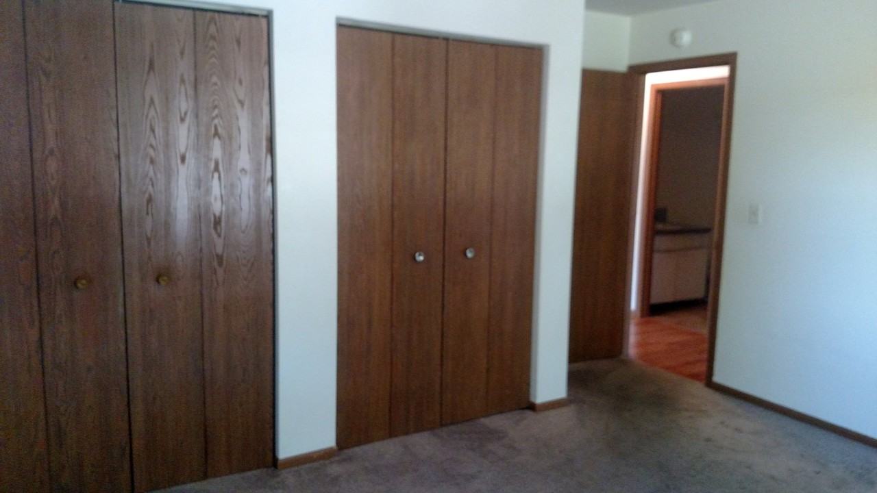 403 Stratford Way #3 - Photo 2 of 6