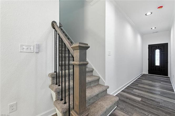236 Buxton Ave - Photo 3 of 11