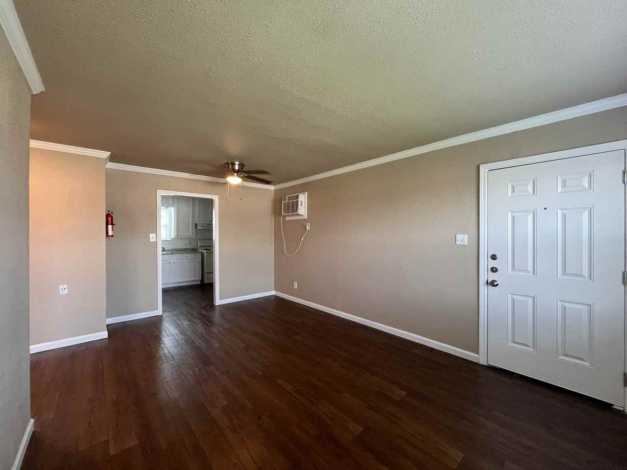 7623 Pecan Villas Dr #8 - Photo 4 of 8