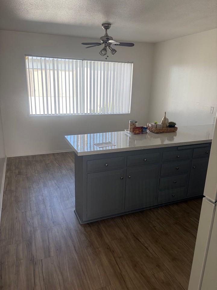 750 W Bonita Ave #38 - Photo 5 of 10
