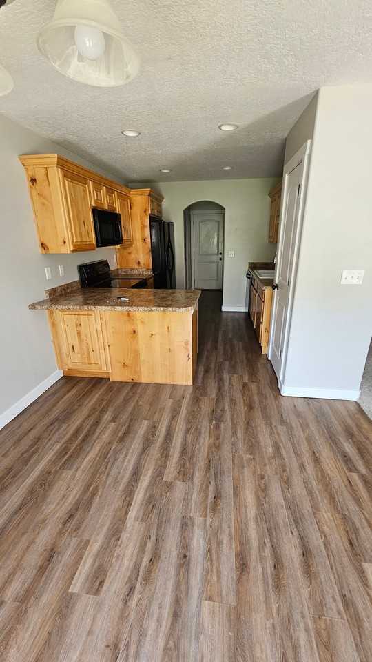 1606 Ne - Photo 6 of 16