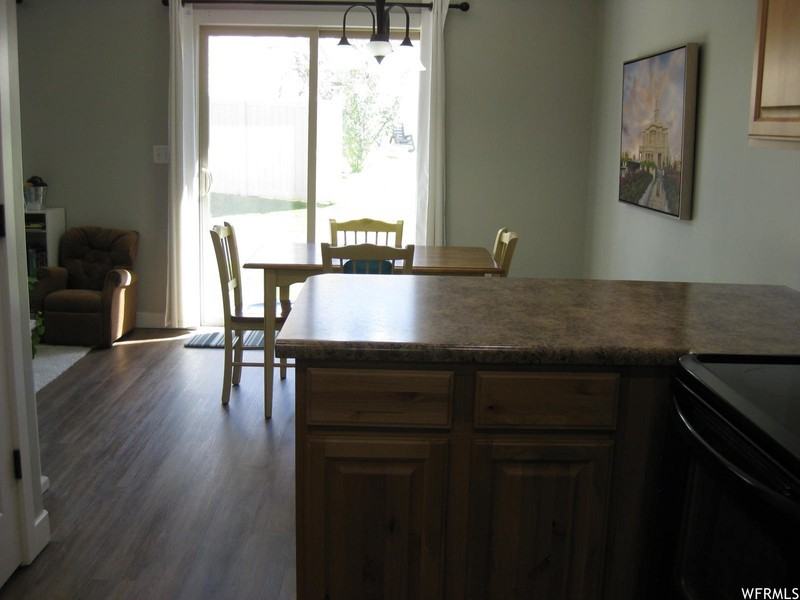 1606 Ne - Photo 7 of 16