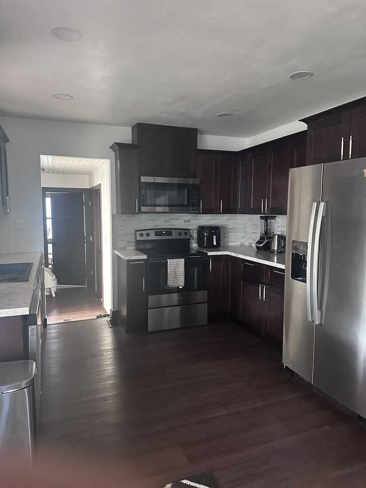 2717 N Campus Dr - Photo 4 of 6