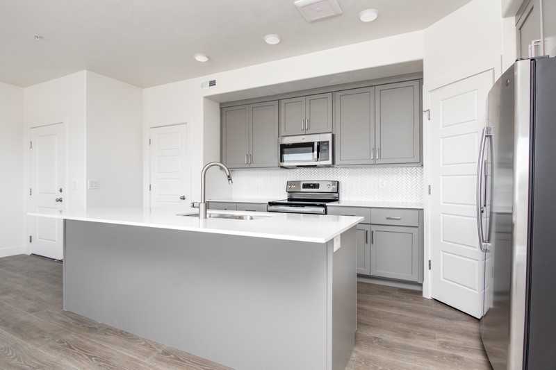 362 Sw #A202 - Photo 2 of 19