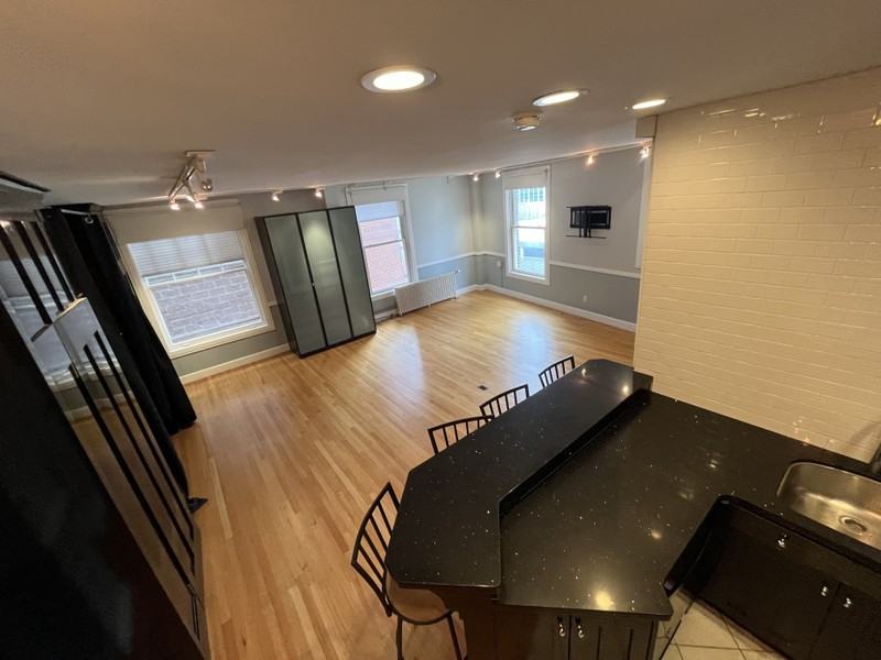 29 S State St #516