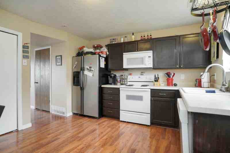 672 E St #1 - Photo 6 of 17