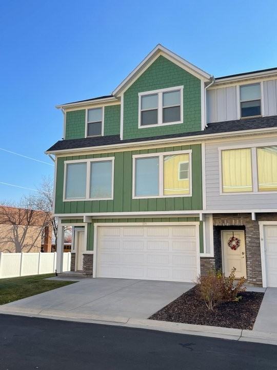 371 W Knights Ln #1 - Photo 2 of 16