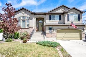 featured image of 980 Woodstock Dr