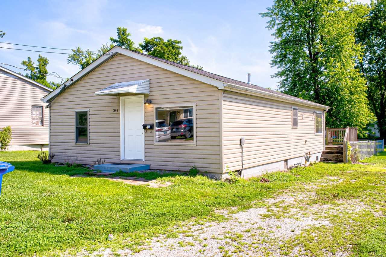241 Kahl Ct - Photo 3 of 34