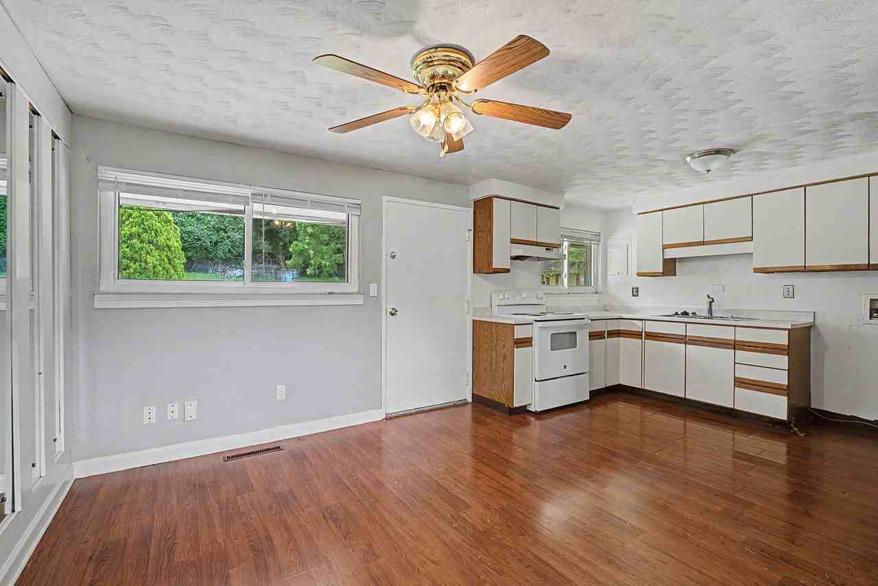 4558 Cordell Dr - Photo 3 of 11