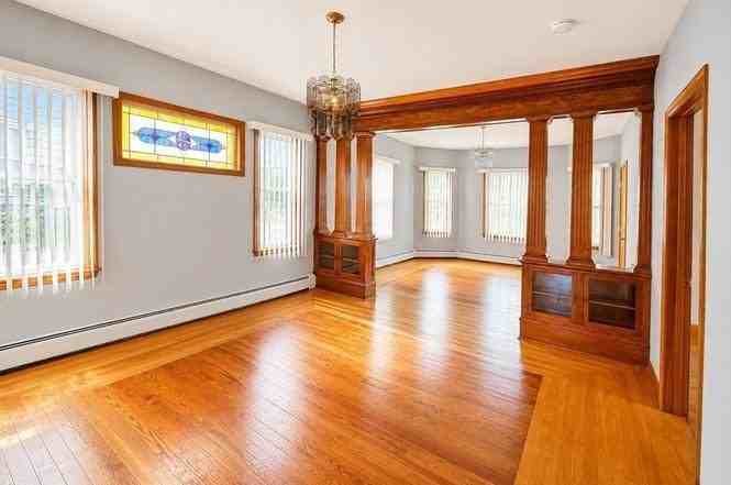 544 Plymouth Ave - Photo 3 of 10
