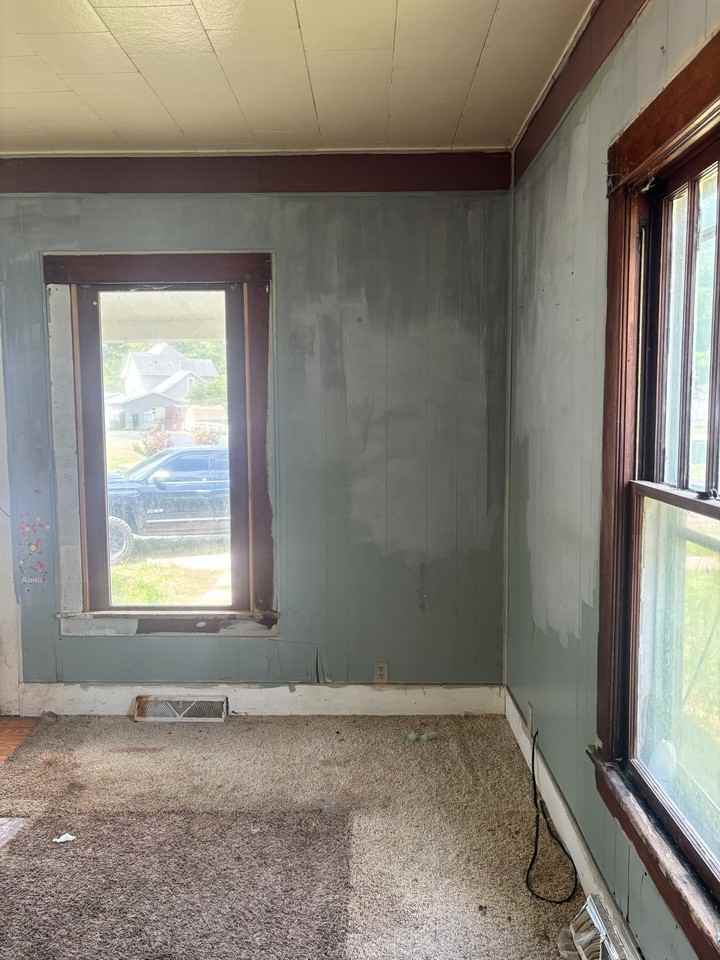 435 S Cedar St - Photo 7 of 14