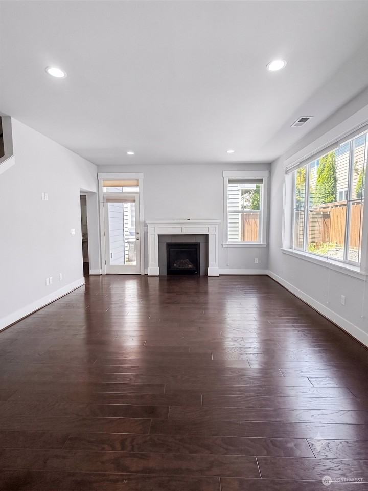 4319 186th Pl Se - Photo 6 of 21