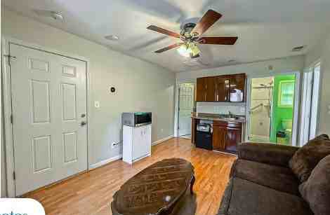1469 Kingstream Dr - Photo 4 of 8