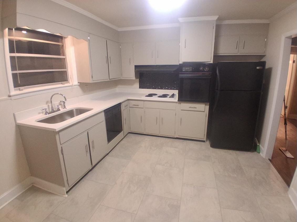 1002 Ogrady Dr #2 - Photo 3 of 13