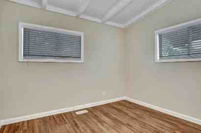 1539 Belva Ave - Photo 5 of 6