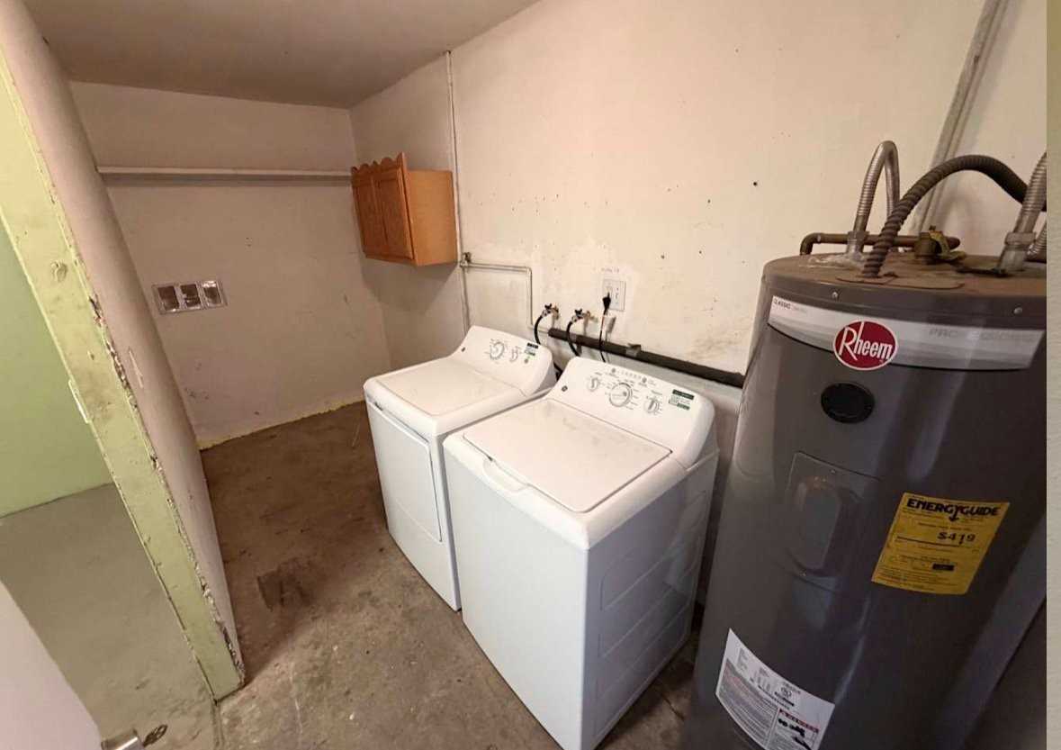 4138N N 81st Ave - Photo 6 of 7