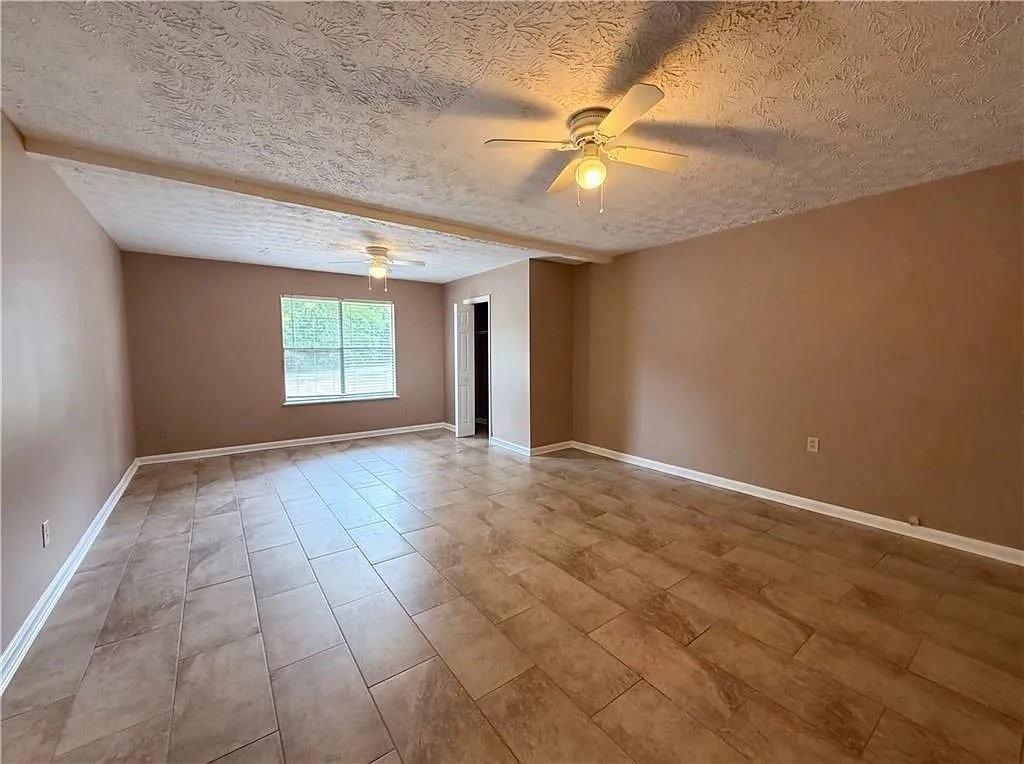 7020 Greenbower Ln - Photo 5 of 8