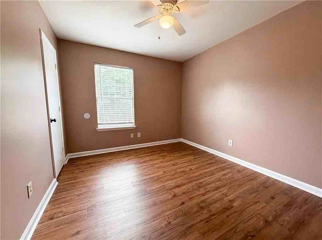 7020 Greenbower Ln - Photo 7 of 8
