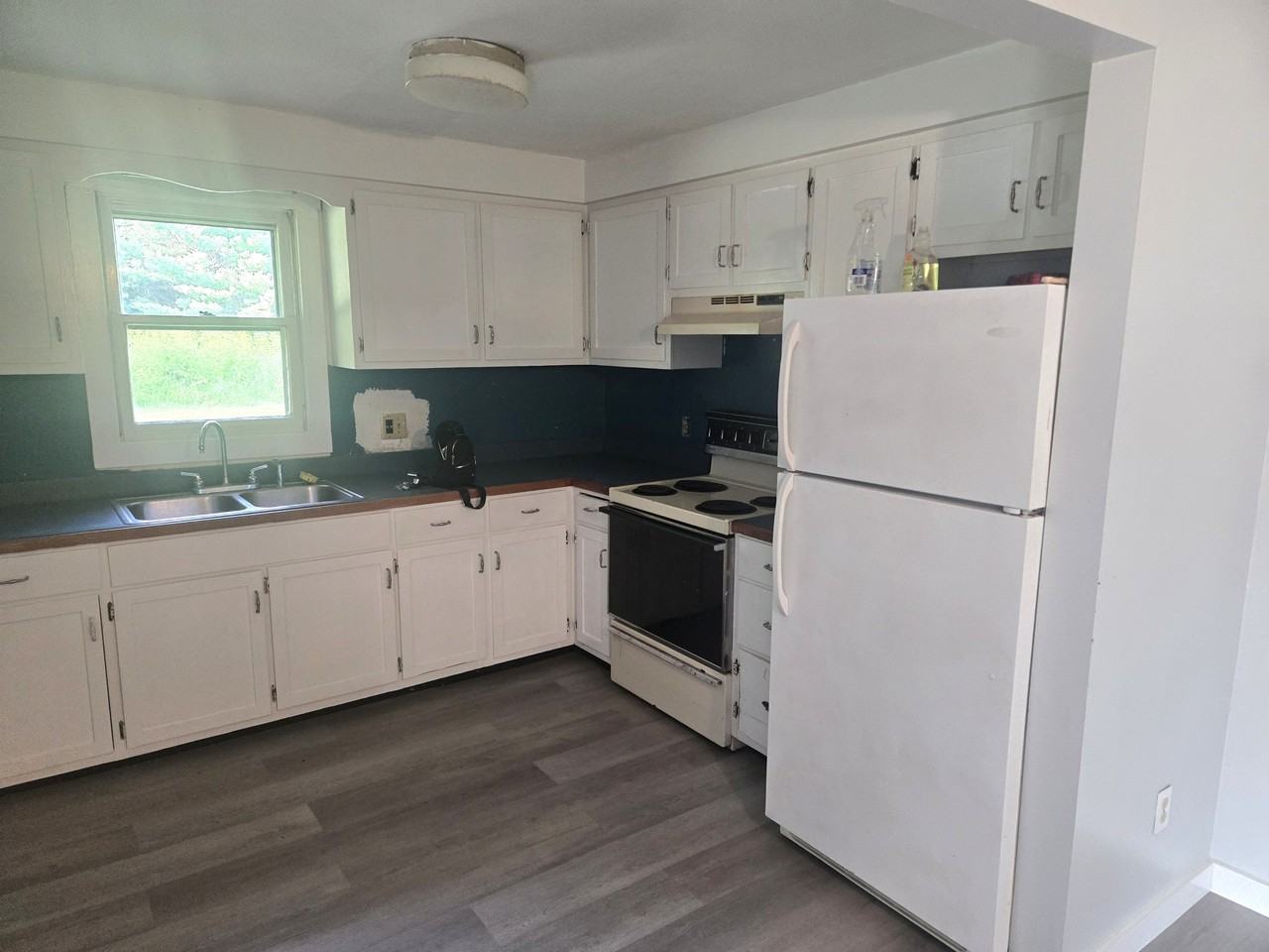 1838 Mercer Rd #1 - Photo 3 of 6