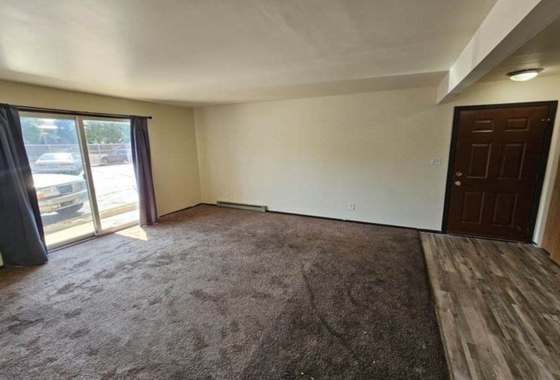 820 Edgebrook Dr - Photo 5 of 7