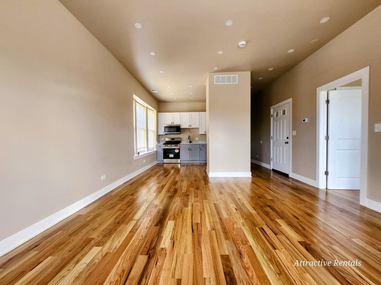 6343 S Elizabeth St - Photo 2 of 14