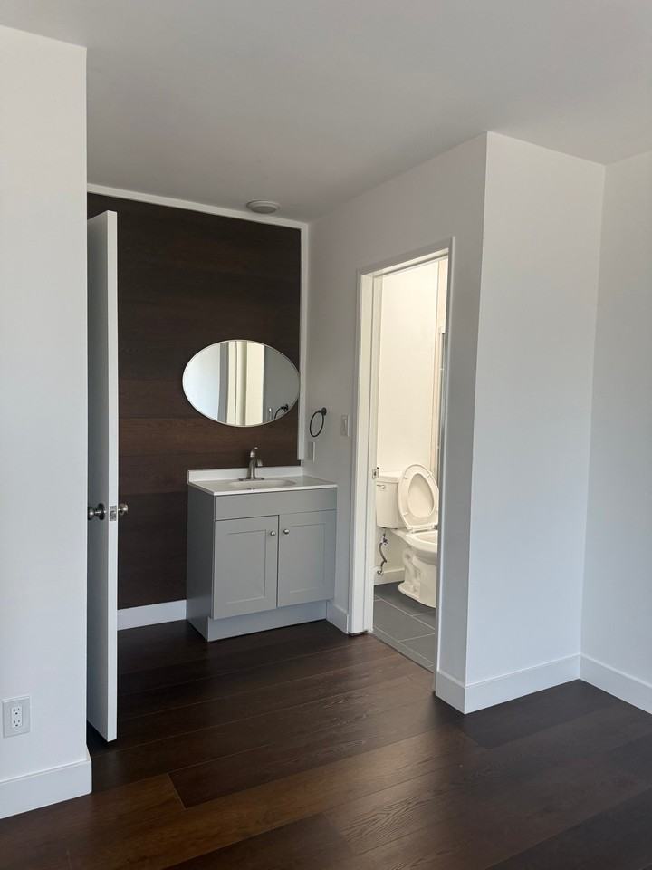 1551 S Sherbourne Dr #303 - Photo 2 of 16