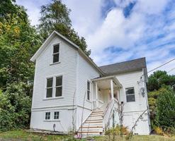 featured image of 3724 Grand Ave